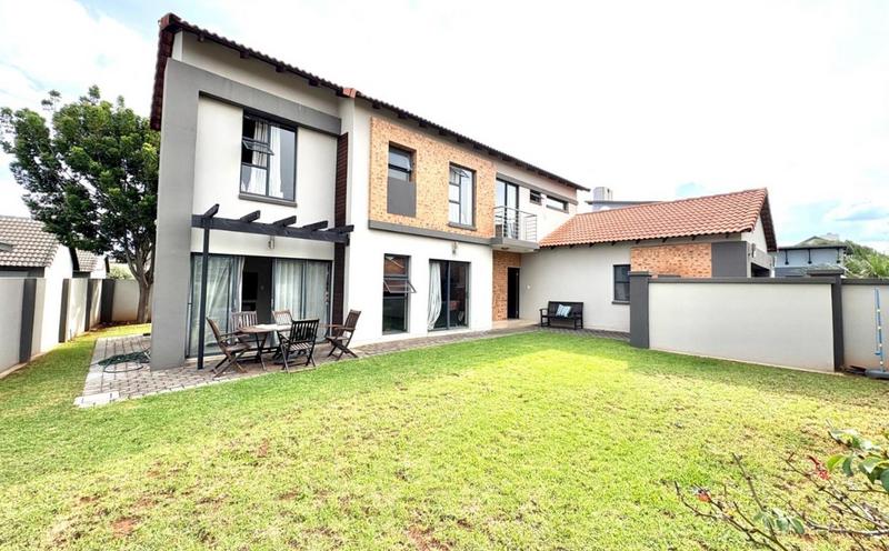 3 Bedroom Property for Sale in Midstream Ridge Gauteng