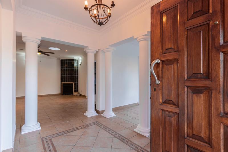 3 Bedroom Property for Sale in Ruimsig Gauteng