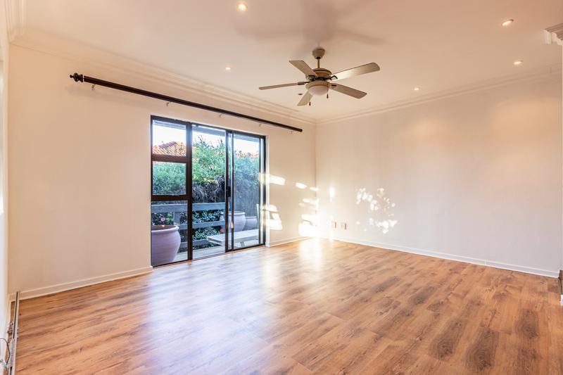 3 Bedroom Property for Sale in Ruimsig Gauteng