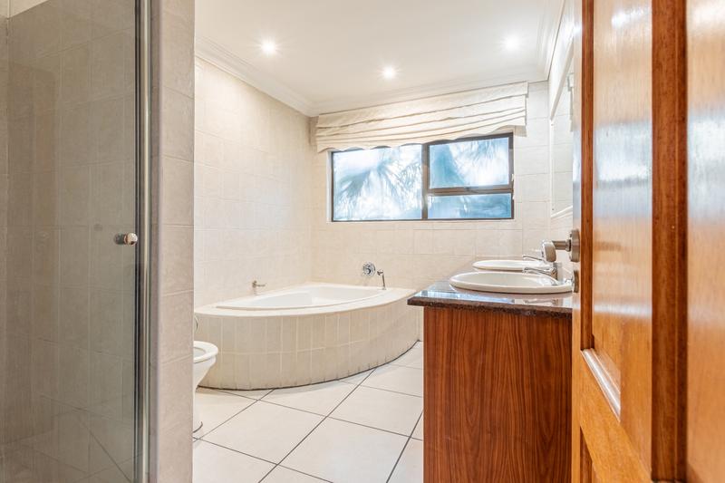 3 Bedroom Property for Sale in Ruimsig Gauteng