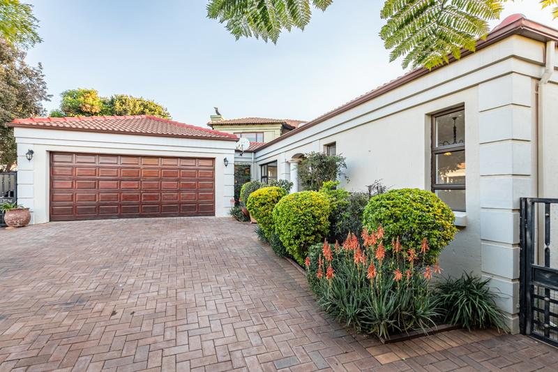 3 Bedroom Property for Sale in Ruimsig Gauteng