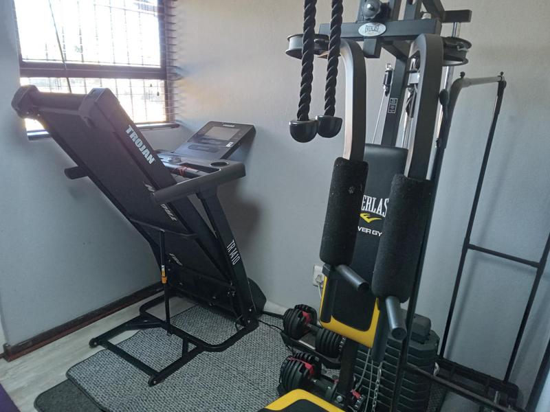 3 Bedroom Property for Sale in Klopperpark Gauteng