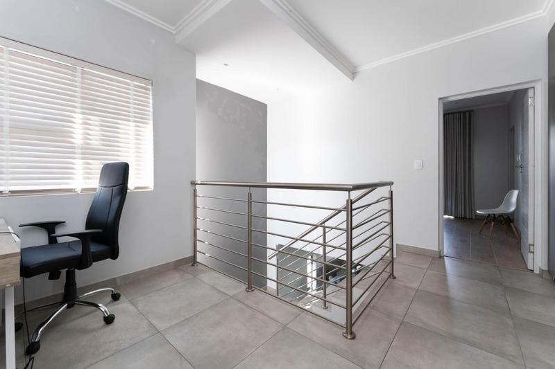 To Let 3 Bedroom Property for Rent in Bryanston Gauteng