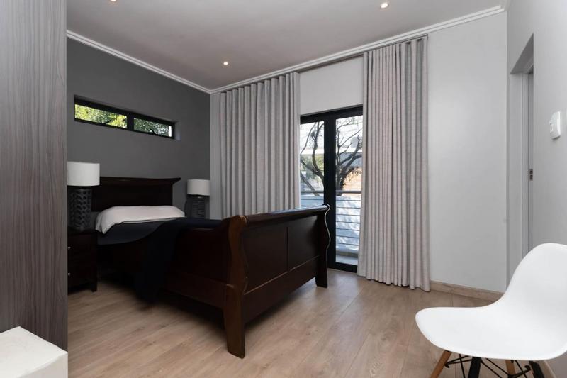 To Let 3 Bedroom Property for Rent in Bryanston Gauteng