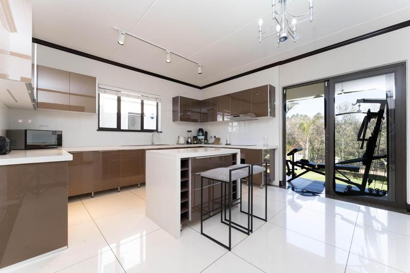 To Let 4 Bedroom Property for Rent in Craigavon Gauteng