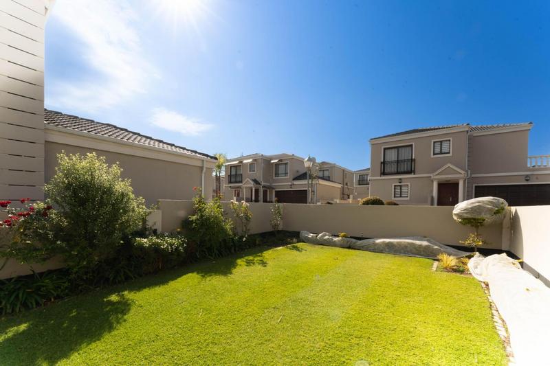 To Let 4 Bedroom Property for Rent in Craigavon Gauteng