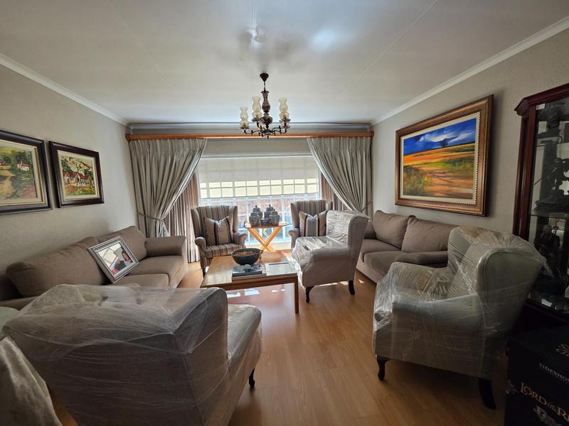 4 Bedroom Property for Sale in Sunward Park Gauteng