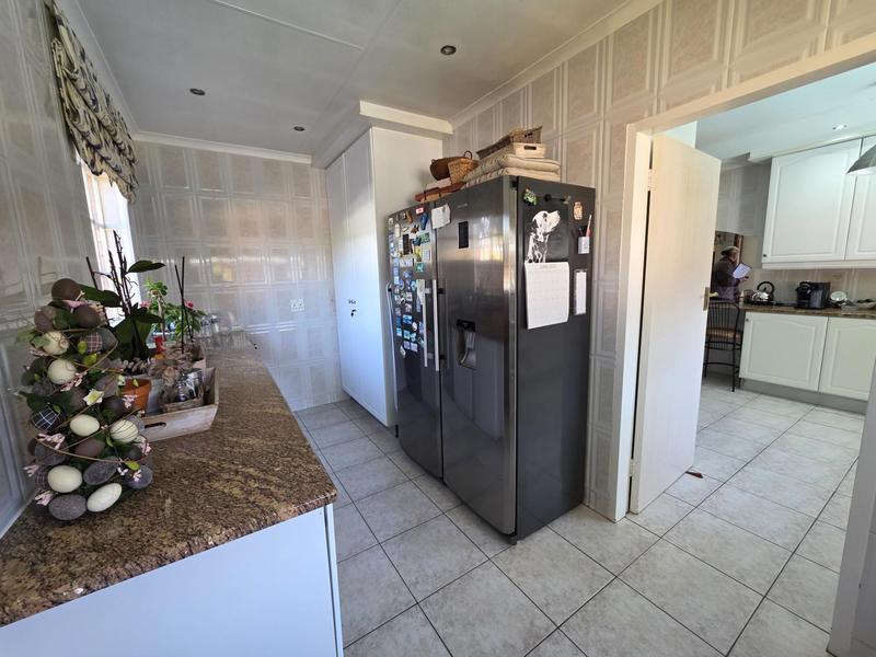 4 Bedroom Property for Sale in Sunward Park Gauteng