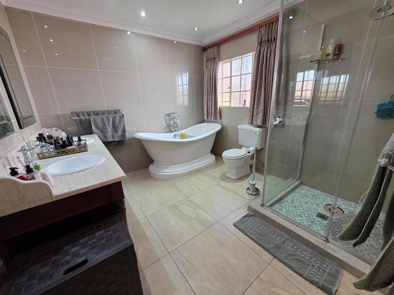 4 Bedroom Property for Sale in Sunward Park Gauteng