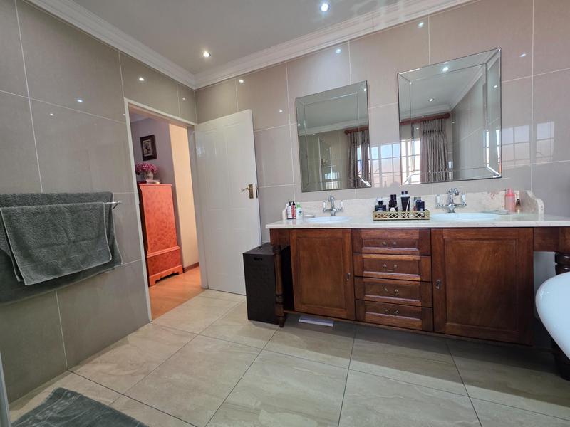 4 Bedroom Property for Sale in Sunward Park Gauteng
