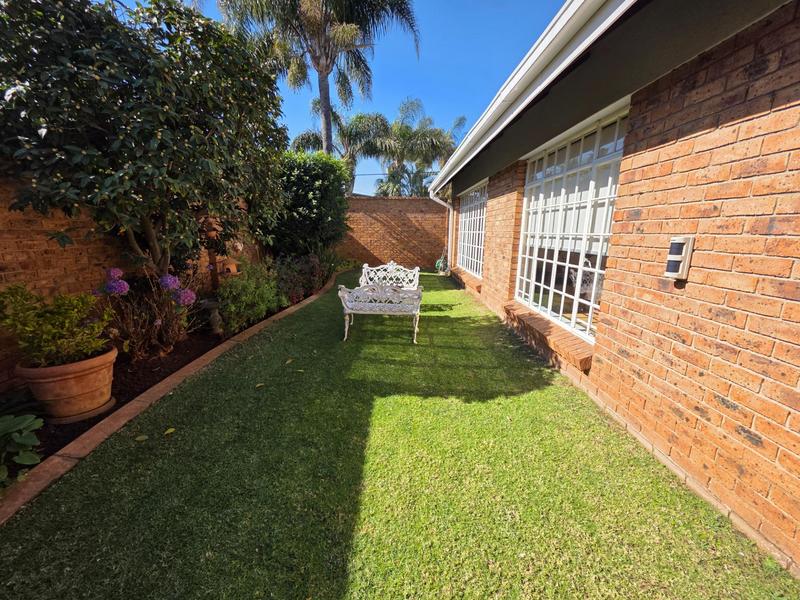 4 Bedroom Property for Sale in Sunward Park Gauteng