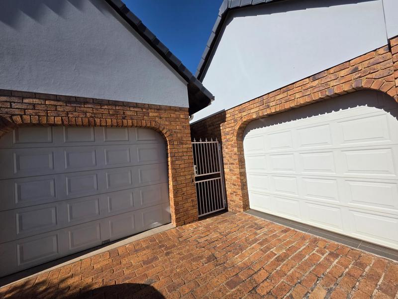 4 Bedroom Property for Sale in Sunward Park Gauteng