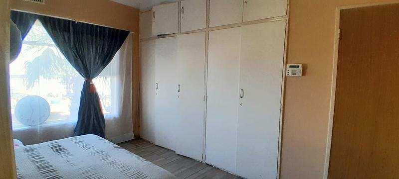 4 Bedroom Property for Sale in Elspark Gauteng