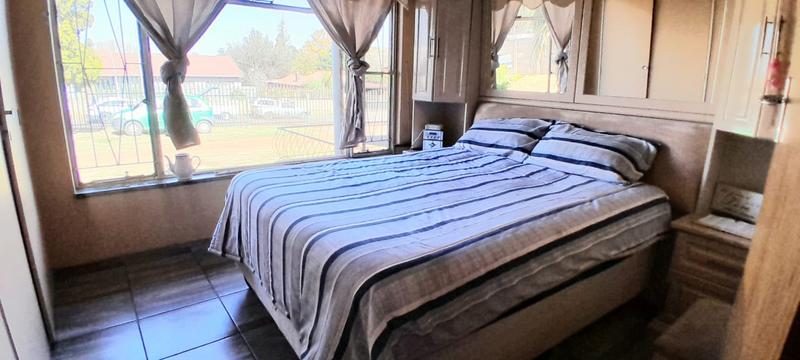 4 Bedroom Property for Sale in Elspark Gauteng