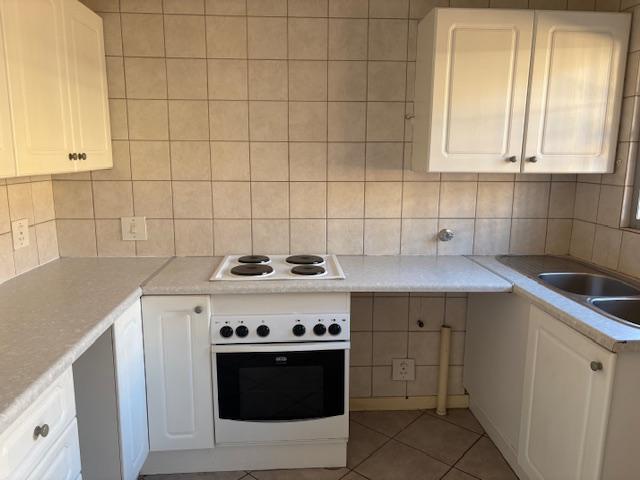 3 Bedroom Property for Sale in Rooihuiskraal North Gauteng