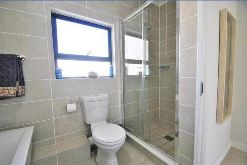 2 Bedroom Property for Sale in Linbro Park Gauteng