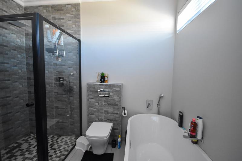 4 Bedroom Property for Sale in Midstream Estate Gauteng