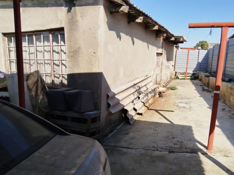 3 Bedroom Property for Sale in Umfuyaneni Gauteng