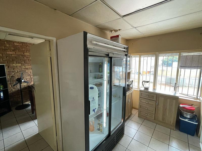 To Let commercial Property for Rent in Hennopspark Gauteng