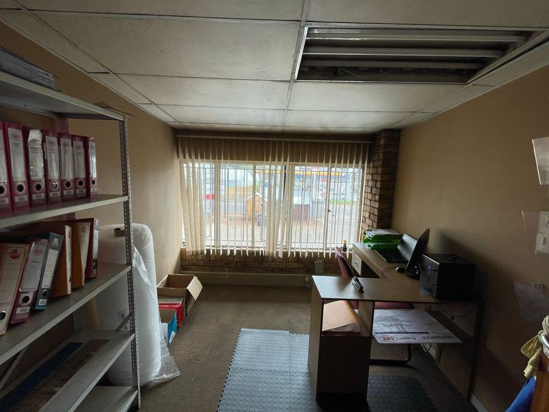 To Let commercial Property for Rent in Hennopspark Gauteng