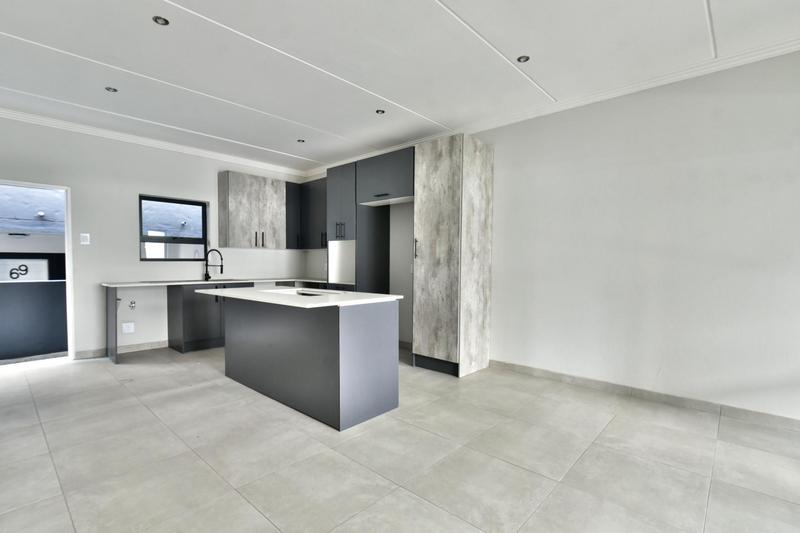 2 Bedroom Property for Sale in Bryanston Gauteng