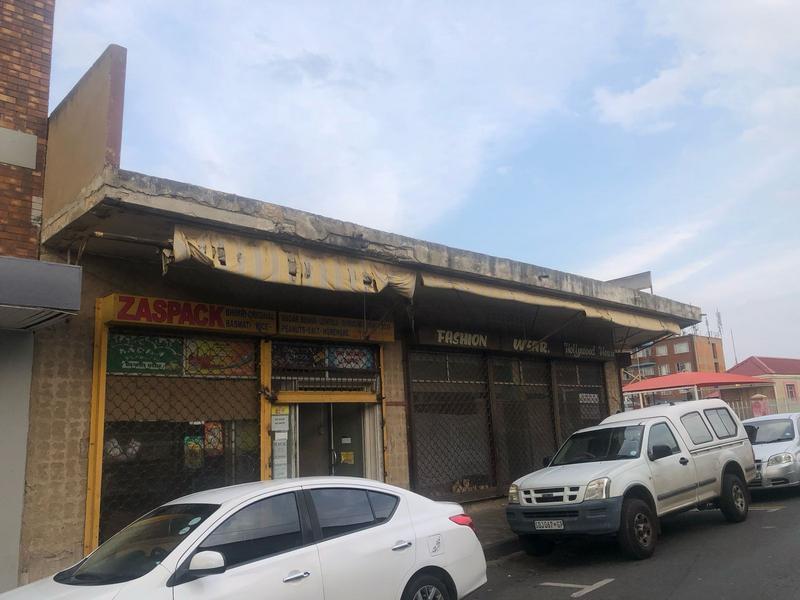 5 Bedroom Property for Sale in La Rochelle Gauteng