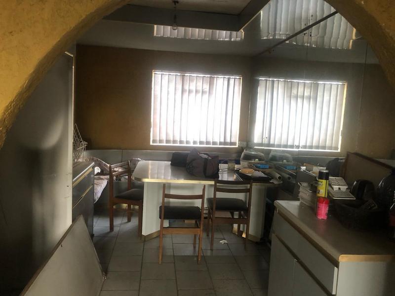 5 Bedroom Property for Sale in La Rochelle Gauteng
