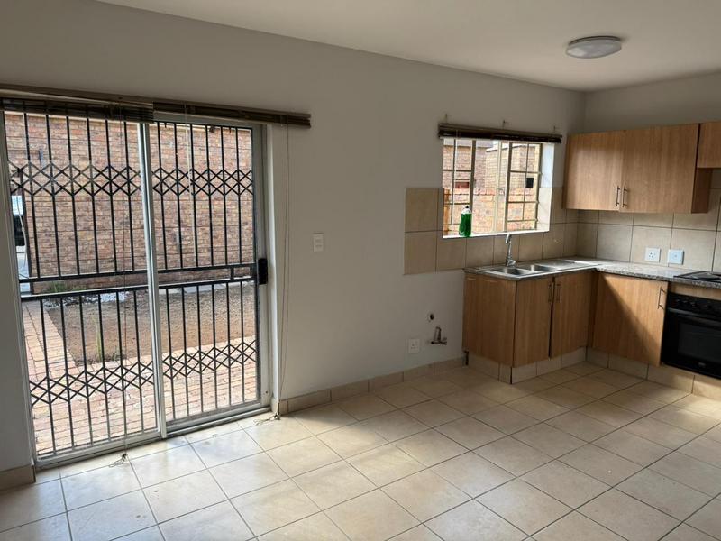 3 Bedroom Property for Sale in Annlin Gauteng