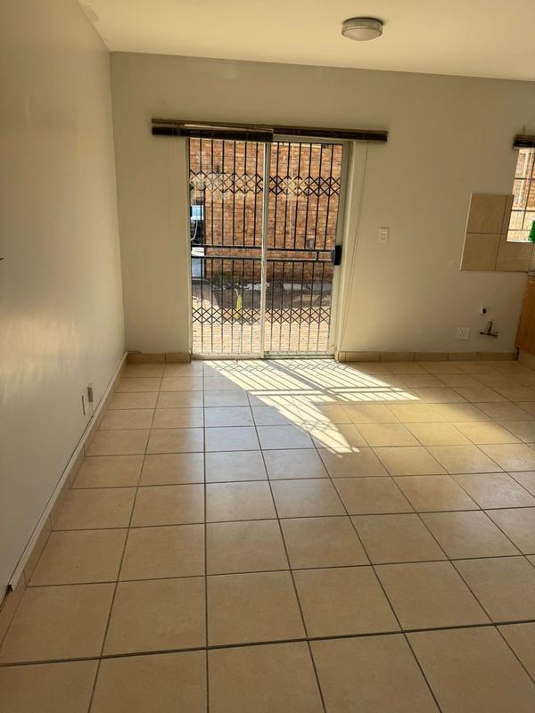 3 Bedroom Property for Sale in Annlin Gauteng