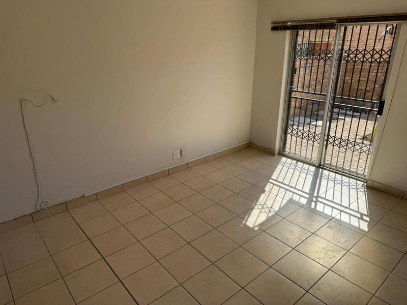 3 Bedroom Property for Sale in Annlin Gauteng