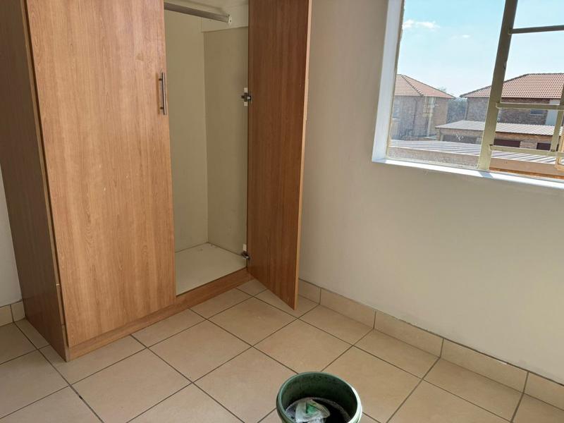 3 Bedroom Property for Sale in Annlin Gauteng