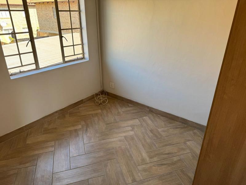 3 Bedroom Property for Sale in Annlin Gauteng