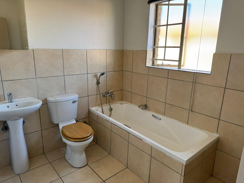 3 Bedroom Property for Sale in Annlin Gauteng