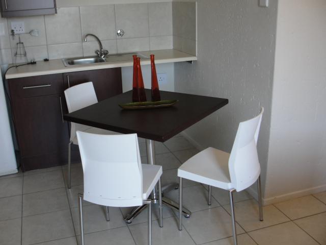 To Let 2 Bedroom Property for Rent in Kempton Park Central Gauteng