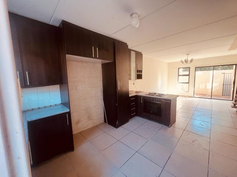 2 Bedroom Property for Sale in Gezina Gauteng