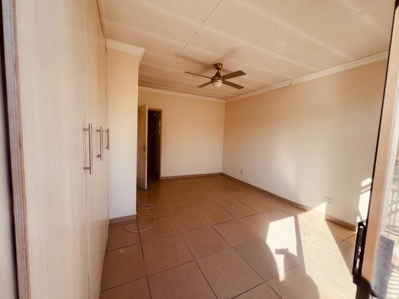 2 Bedroom Property for Sale in Gezina Gauteng