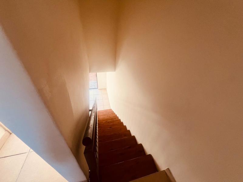 2 Bedroom Property for Sale in Gezina Gauteng