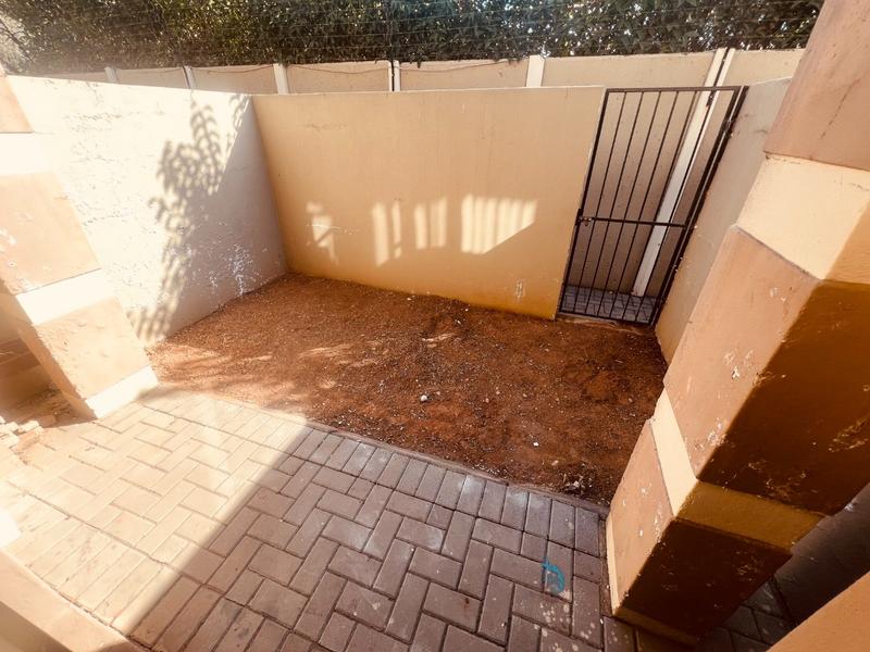 2 Bedroom Property for Sale in Gezina Gauteng