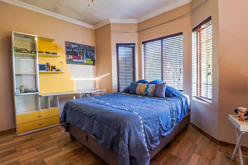 5 Bedroom Property for Sale in Midstream Estate Gauteng