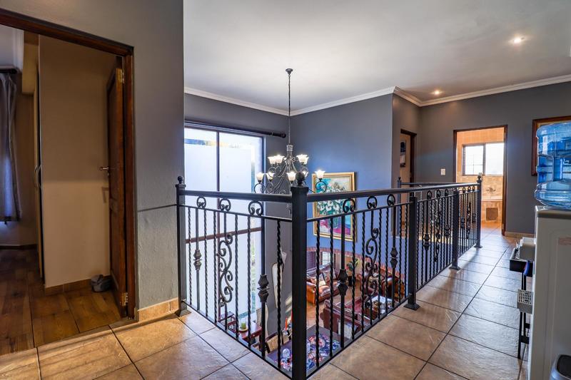5 Bedroom Property for Sale in Midstream Estate Gauteng