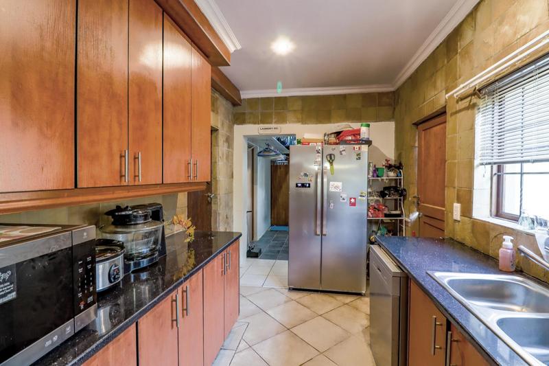 5 Bedroom Property for Sale in Midstream Estate Gauteng