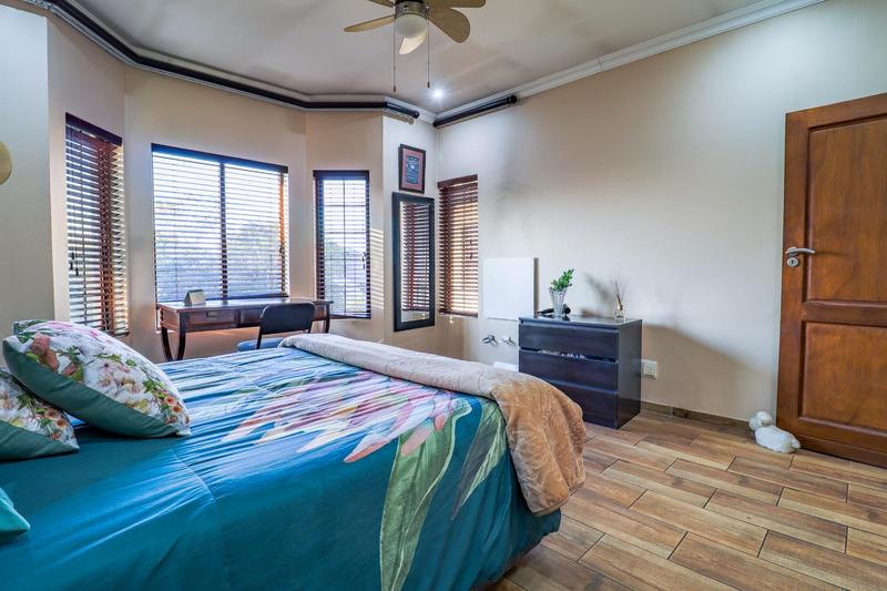 5 Bedroom Property for Sale in Midstream Estate Gauteng