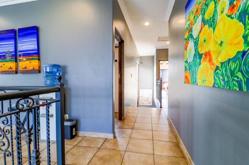 5 Bedroom Property for Sale in Midstream Estate Gauteng