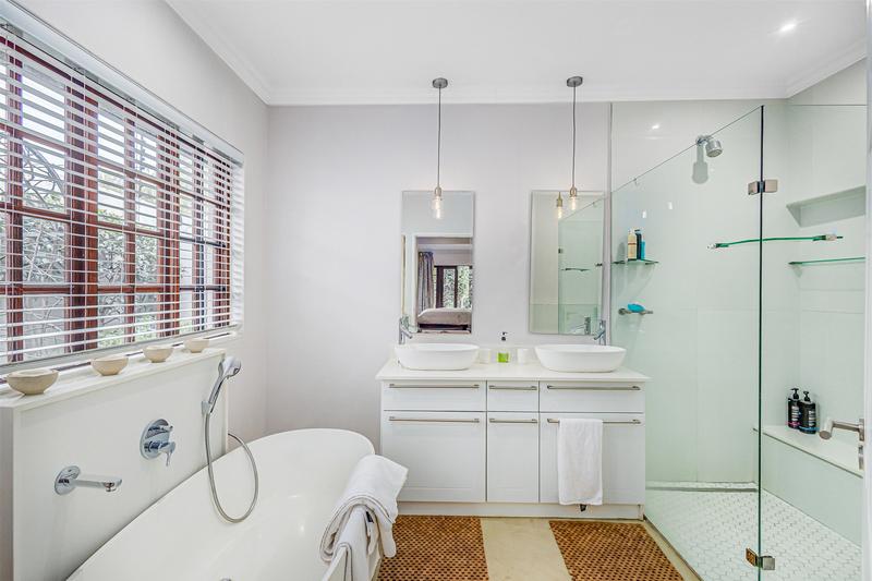 4 Bedroom Property for Sale in Parkmore Gauteng