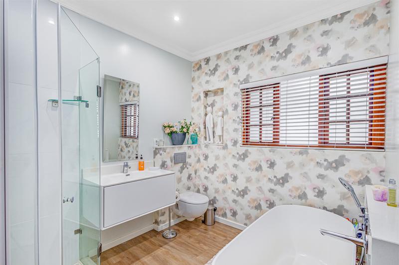 4 Bedroom Property for Sale in Parkmore Gauteng