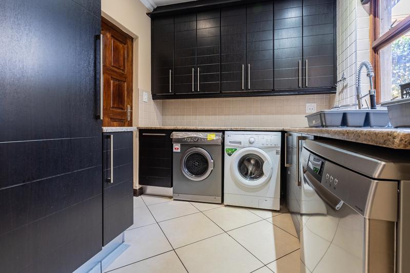 3 Bedroom Property for Sale in Ruimsig Gauteng