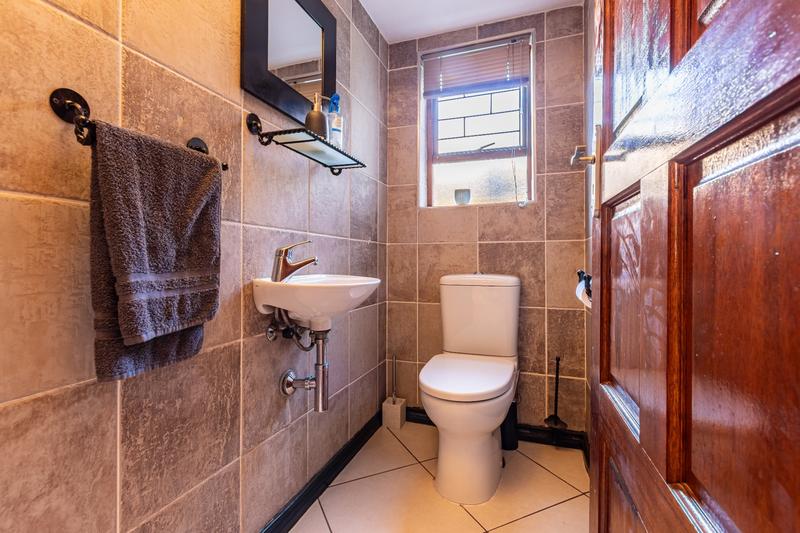 3 Bedroom Property for Sale in Ruimsig Gauteng
