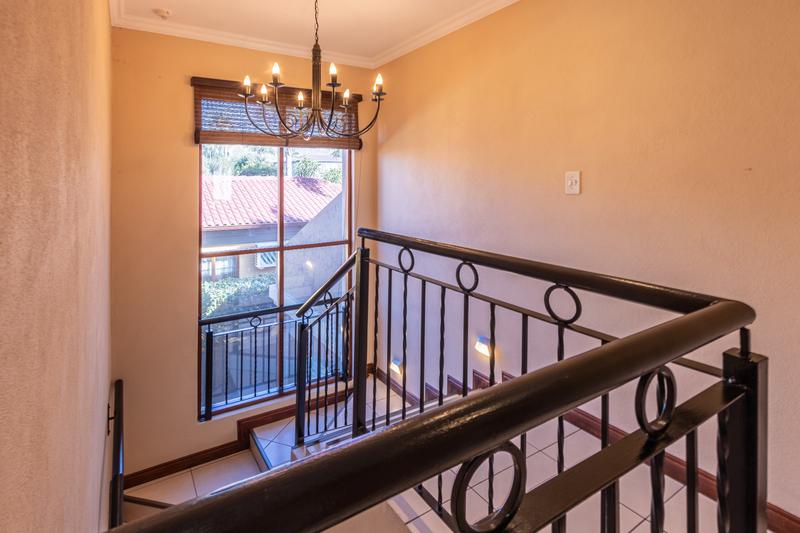 3 Bedroom Property for Sale in Ruimsig Gauteng