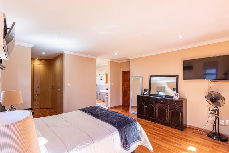 3 Bedroom Property for Sale in Ruimsig Gauteng