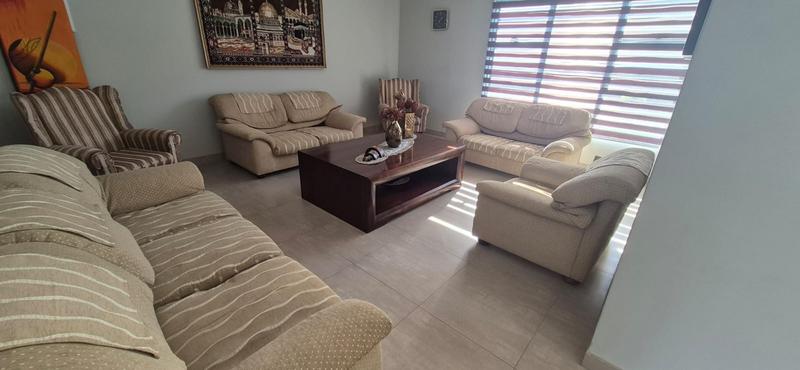 To Let 3 Bedroom Property for Rent in Roosevelt Park Gauteng